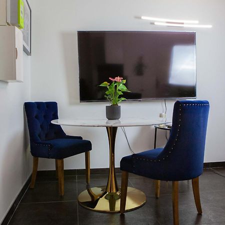 Studio Paisible Proche De Paris Et Disneyland Neuilly-sur-Marne Esterno foto