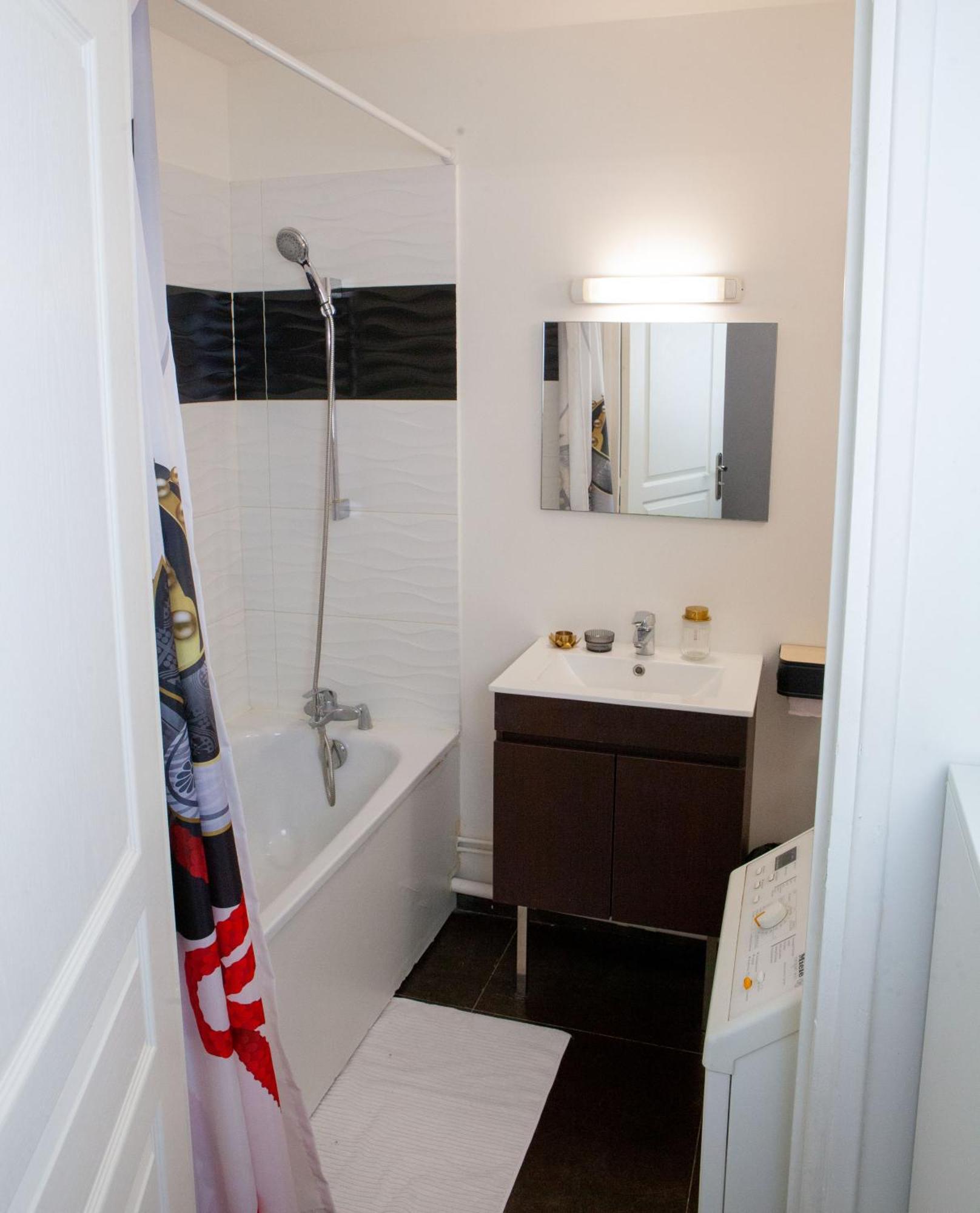Studio Paisible Proche De Paris Et Disneyland Neuilly-sur-Marne Esterno foto